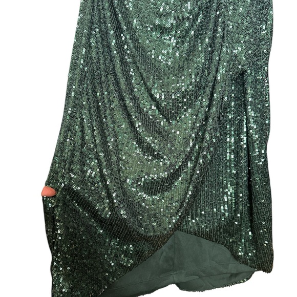 CALVIN KLEIN Green Sequins VNeck Holiday 3/4 Sleeves Dress Size 6 BNWT - Picture 6 of 9